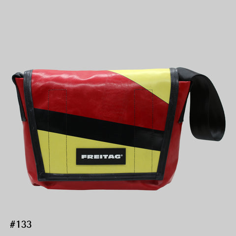 FREITAG F11 LASSIE Messenger