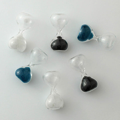 Miniature Hourglass / Blue or Black (1 min)