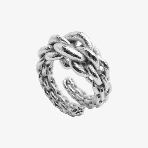 Mason203 Silver Magna ring from 3D printed nylon powder dyed with metallic finish, it celebrates the majesty and timeless allure of chains