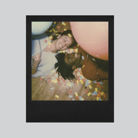 Polaroid Color i-Type Film - Black Frame Edition