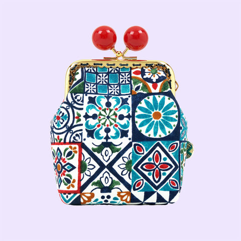 Cocoonese Clutch Purse Peranakan tiles which is designed in Singapore comes with kiss-lock clasp and beautiful cotton fabrics