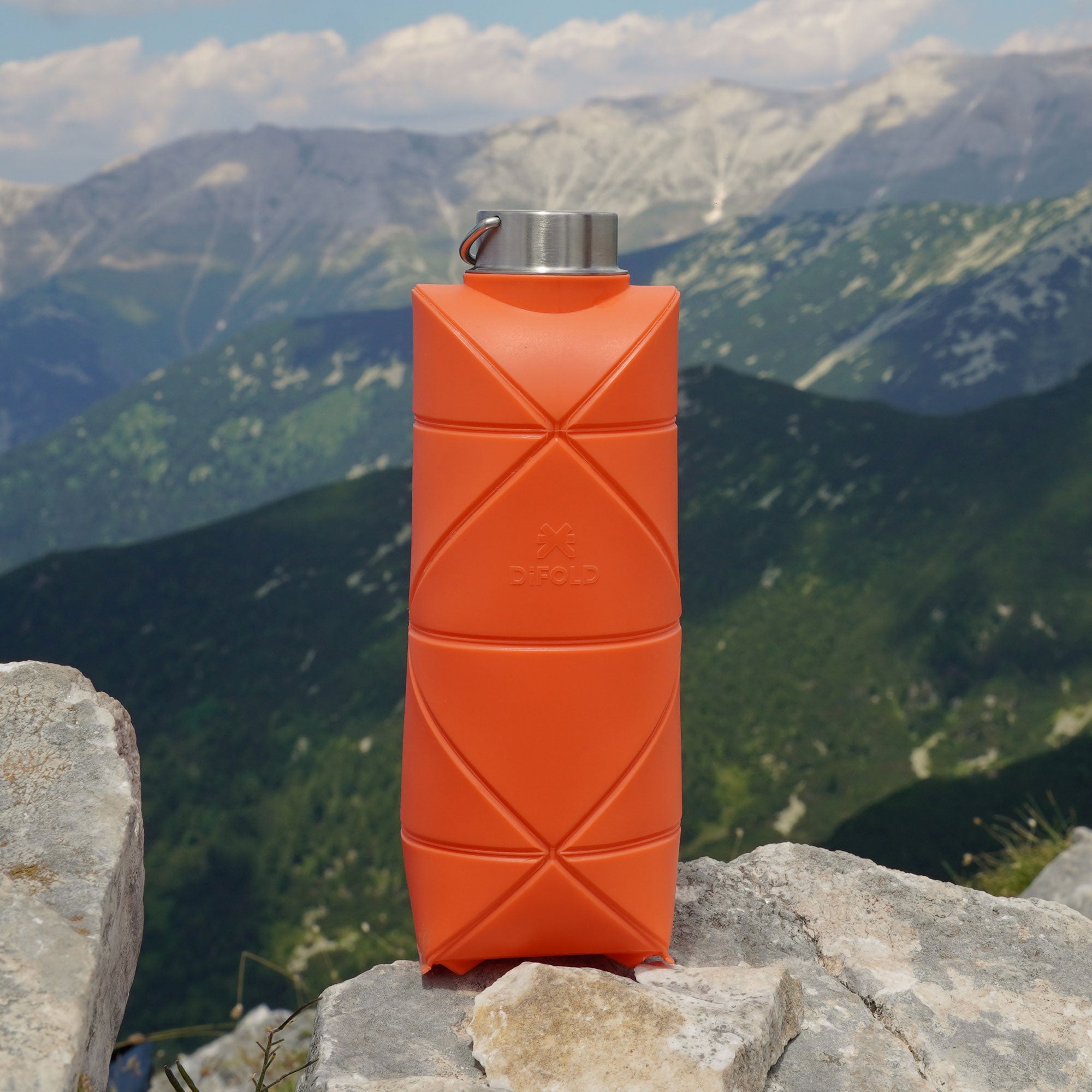 DiFOLD Origami Bottle V2 – Red Dot Design Museum Singapore