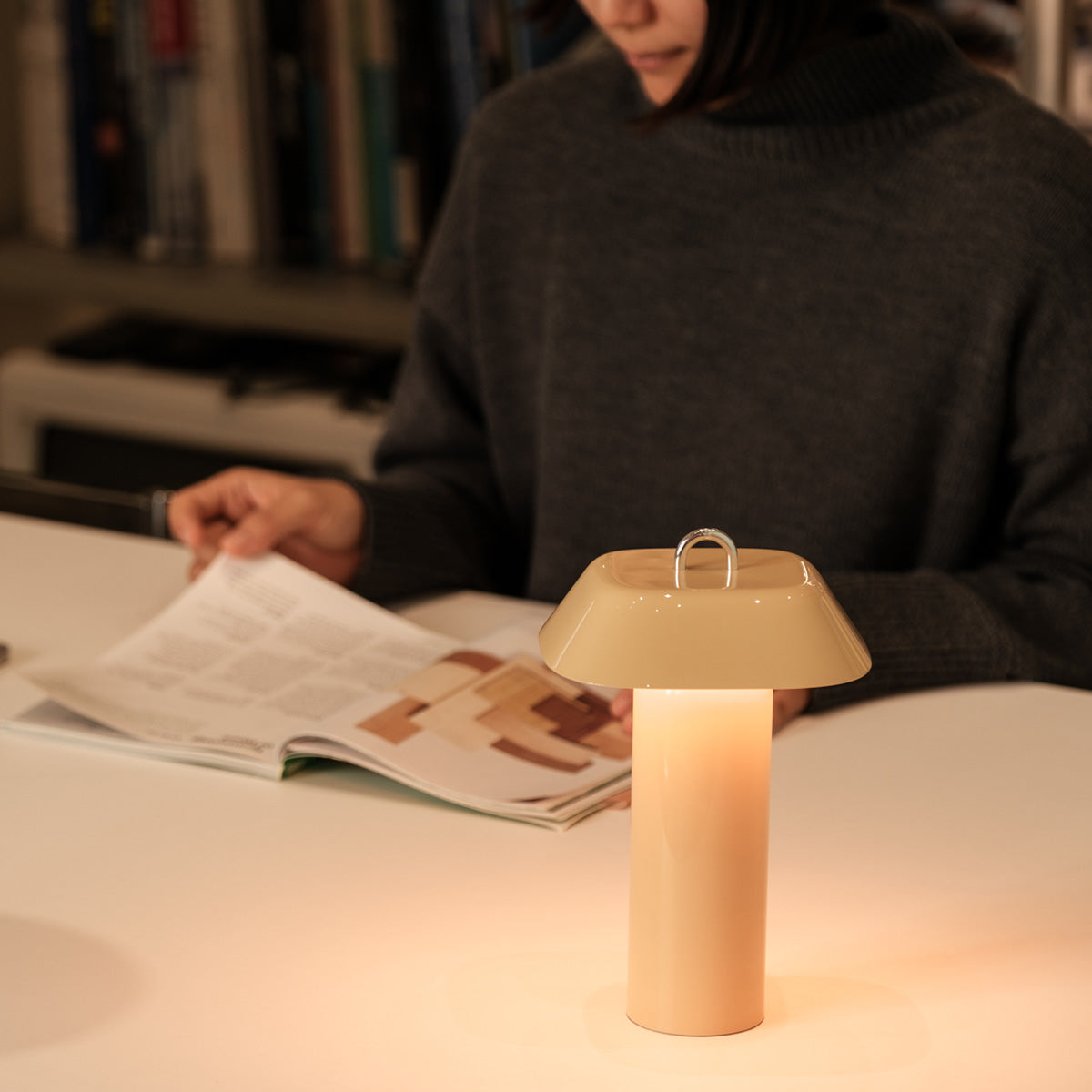 LUMENA SPACE L2 Wireless Table Lamp | Red Dot Design Museum Shop