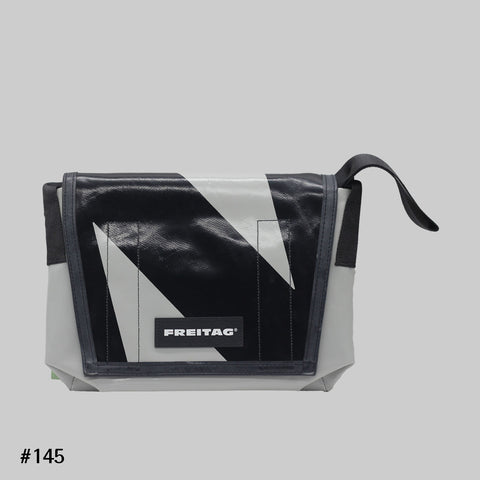 FREITAG F11 LASSIE Messenger
