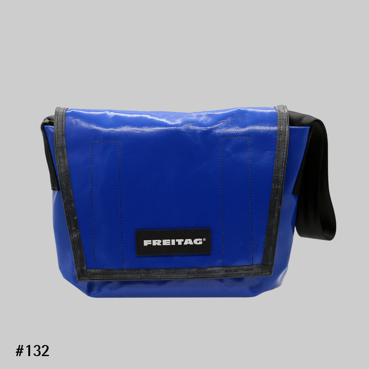 FREITAG F11 LASSIE Messenger – Red Dot Design Museum Singapore