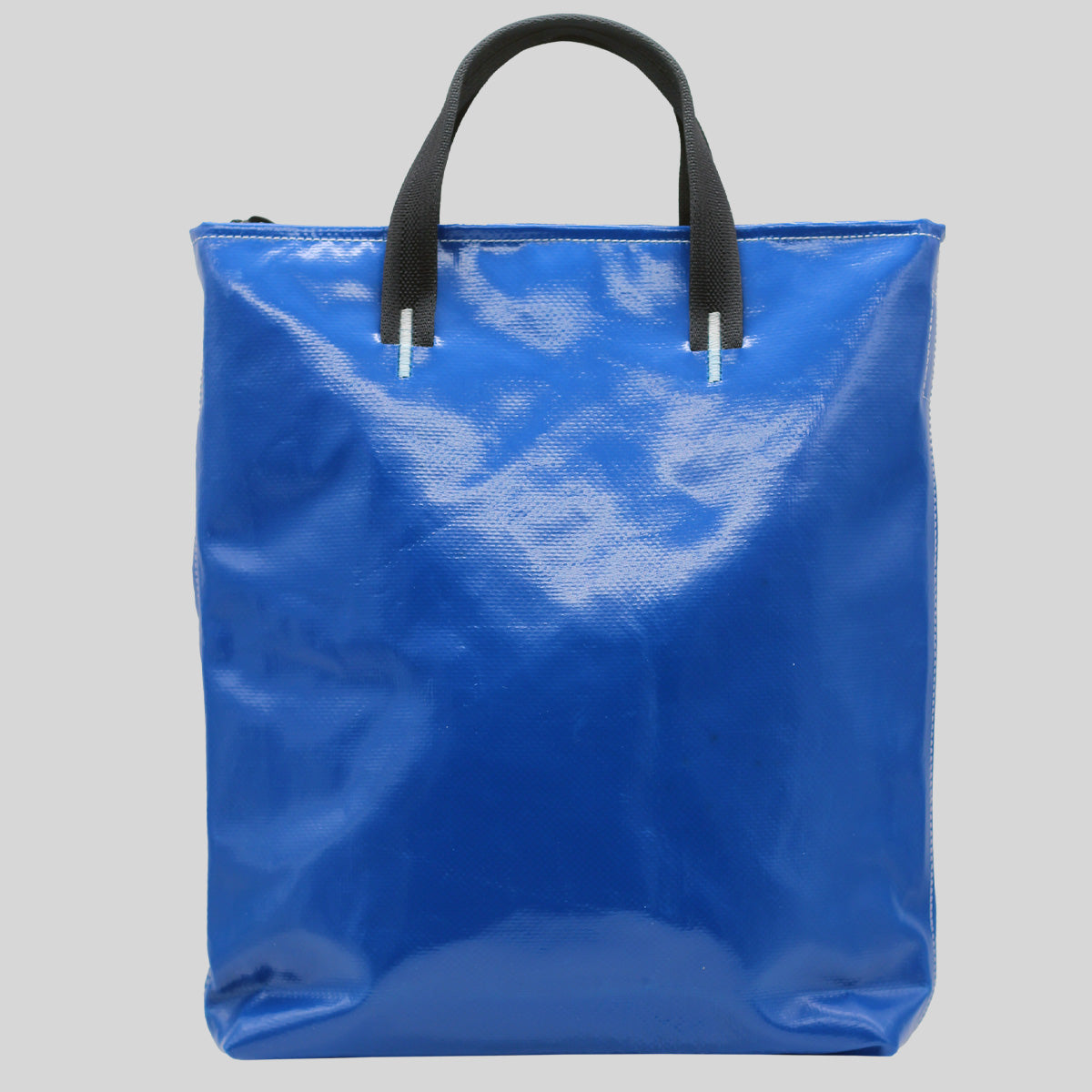 FREITAG F202 LELAND Tote Bag | Red Dot Design Museum Shop – Red
