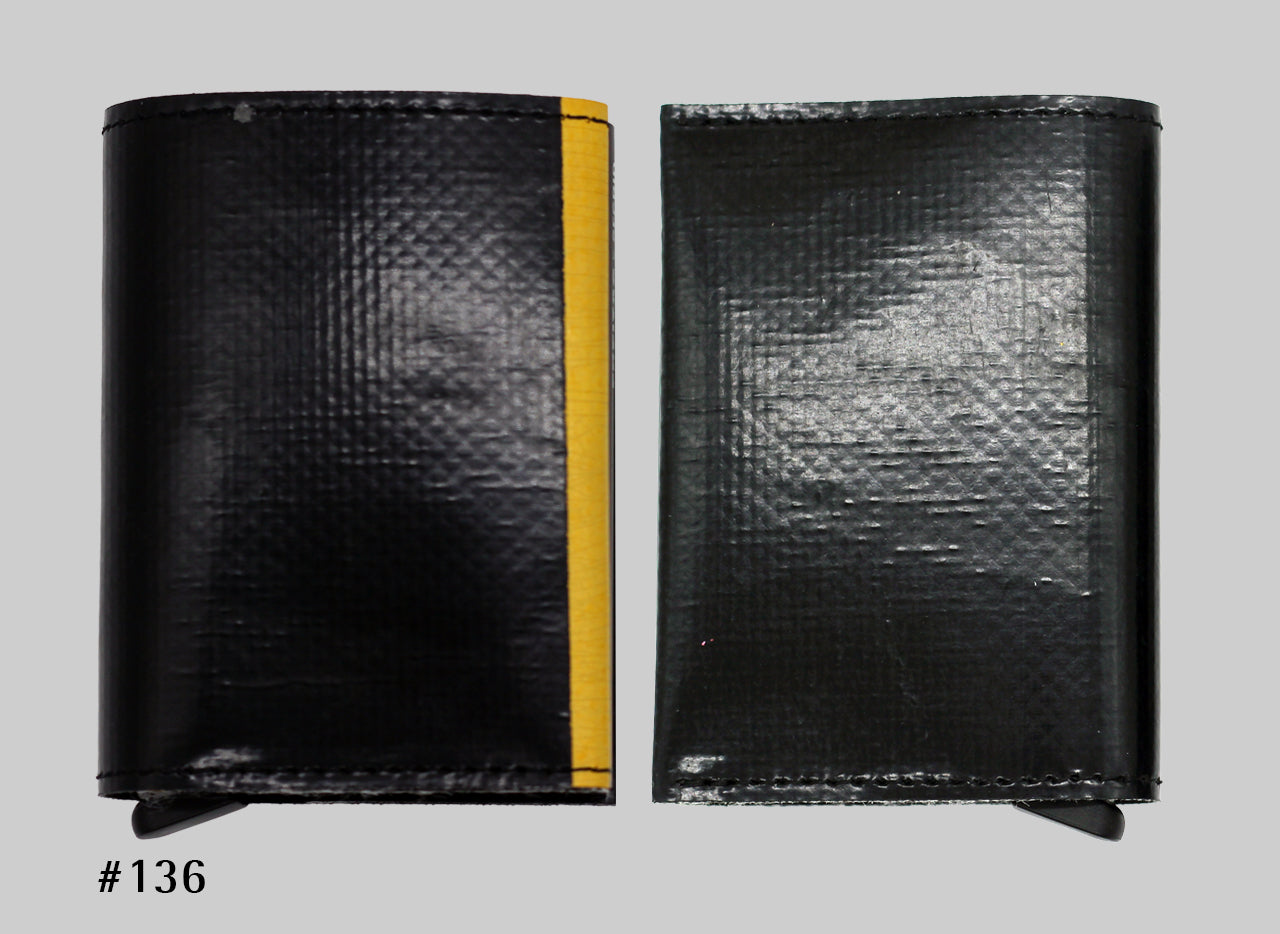 F705 SECRID × FREITAG 茶色 財布 カードケース ウォレット F705 SECRID x FREITAG Slimwallet – Red Dot Design Museum Singapore