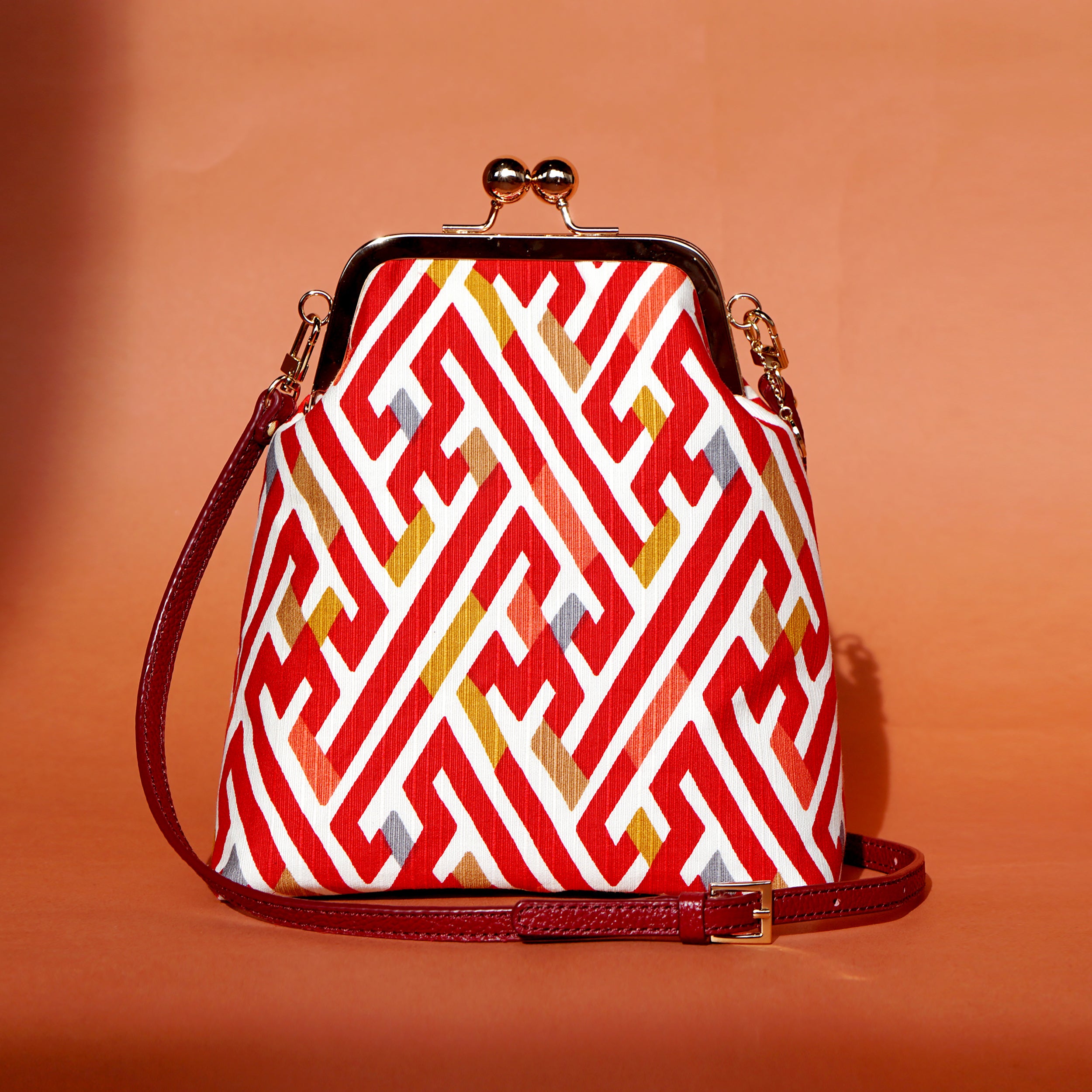 Red bag clearance crossbody