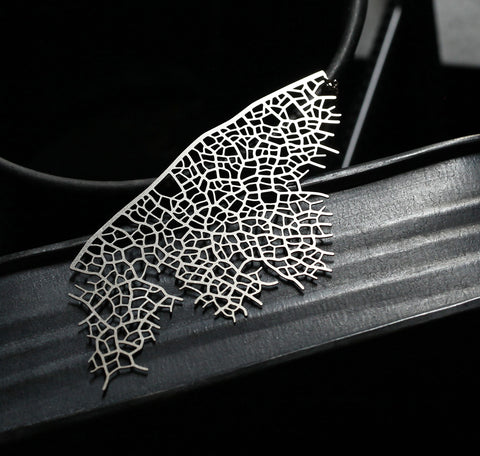 Stainless Steel Pendant - Skeleton Leaf